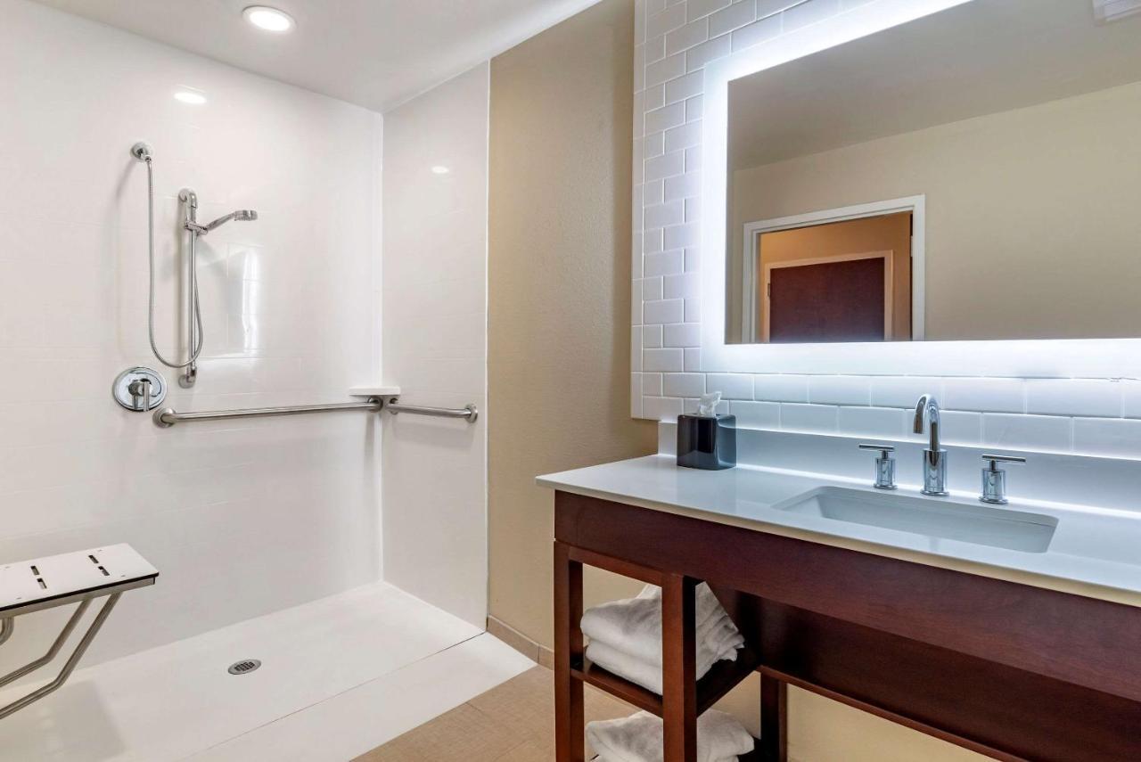 Comfort Suites Newnan Esterno foto